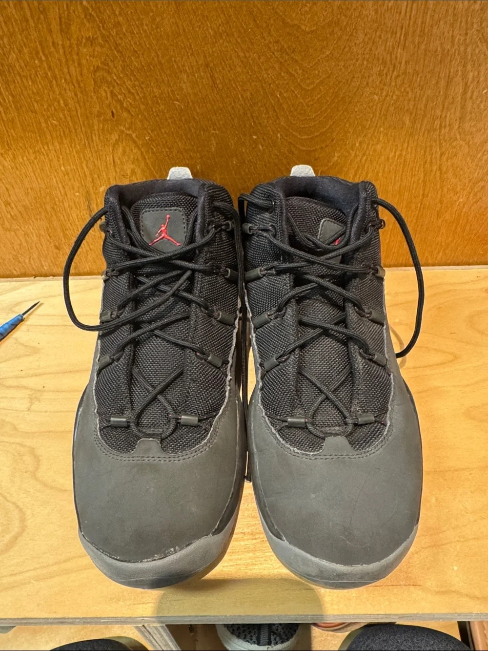 Jordan Kids Black and Red Low-Top Sneakers